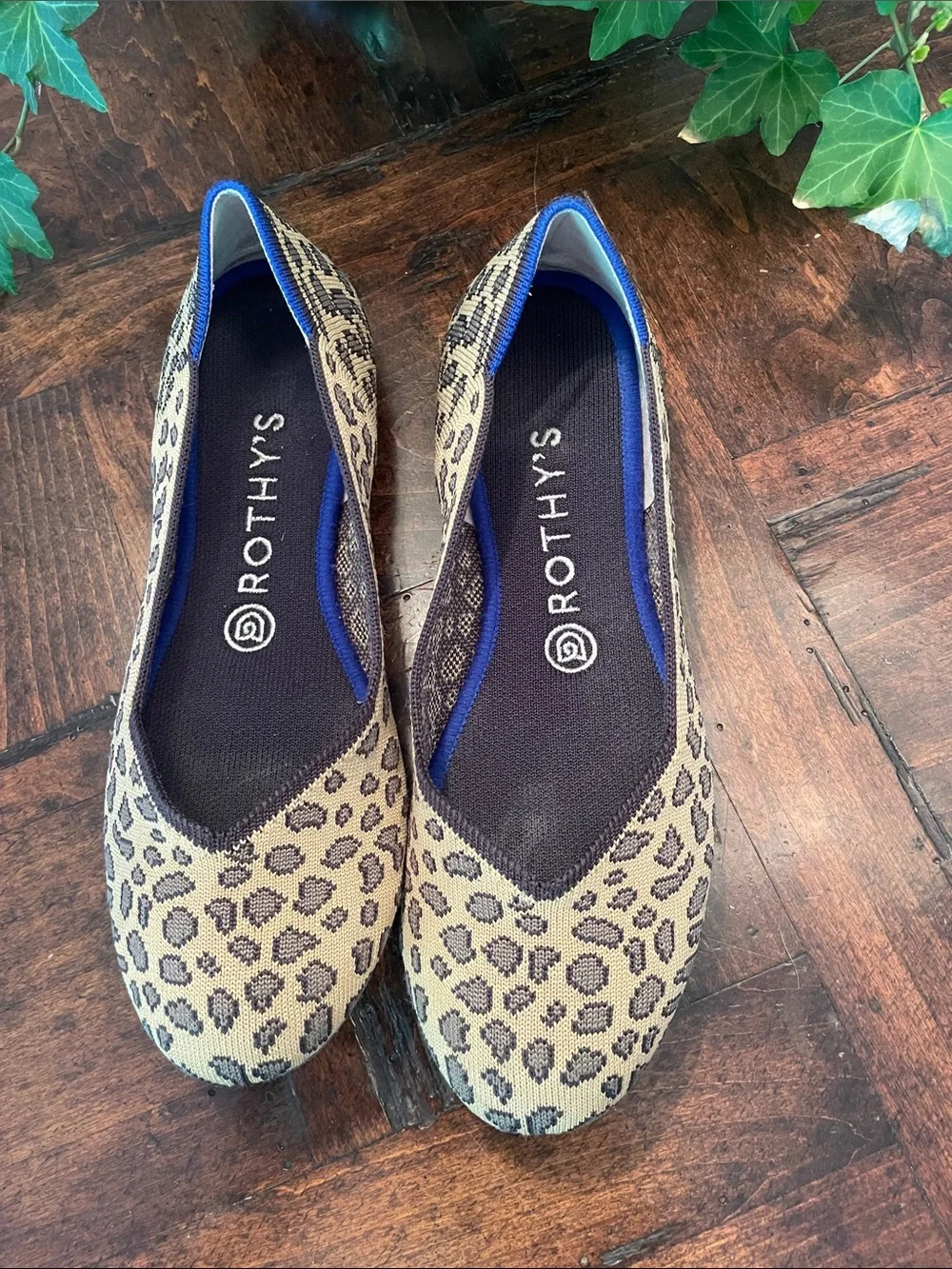 Rothys print everyday styling